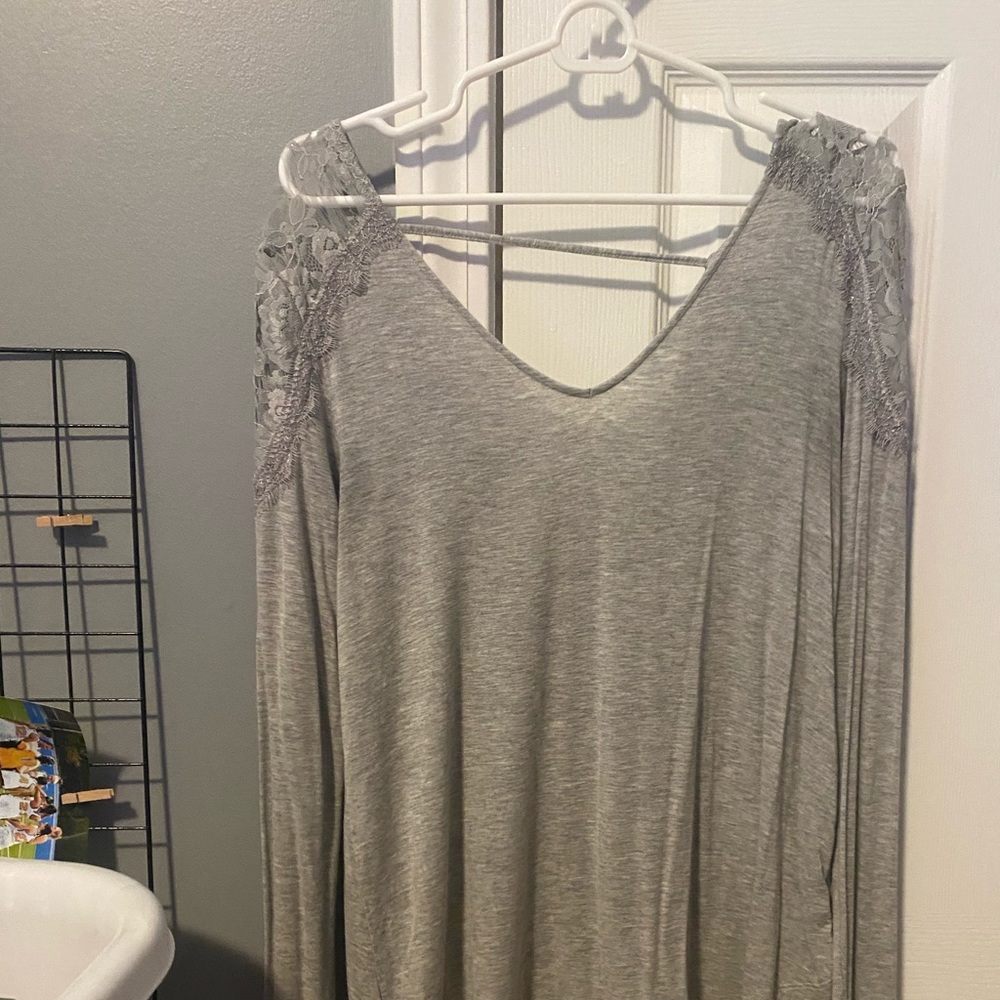 American Eagle Open Shoulder Long-sleeve Shirt